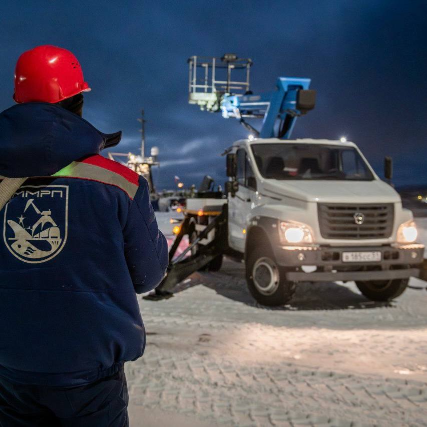 Пополнение парка специализированной техники ММРП новейшим автогидроподъемником